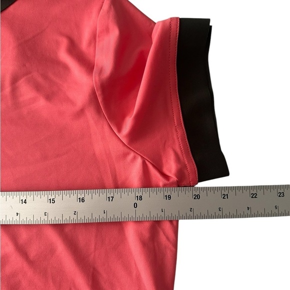 Belyn Key size small pink golf polo shirt short sleeve w/dark green accents - Picture 4 of 8